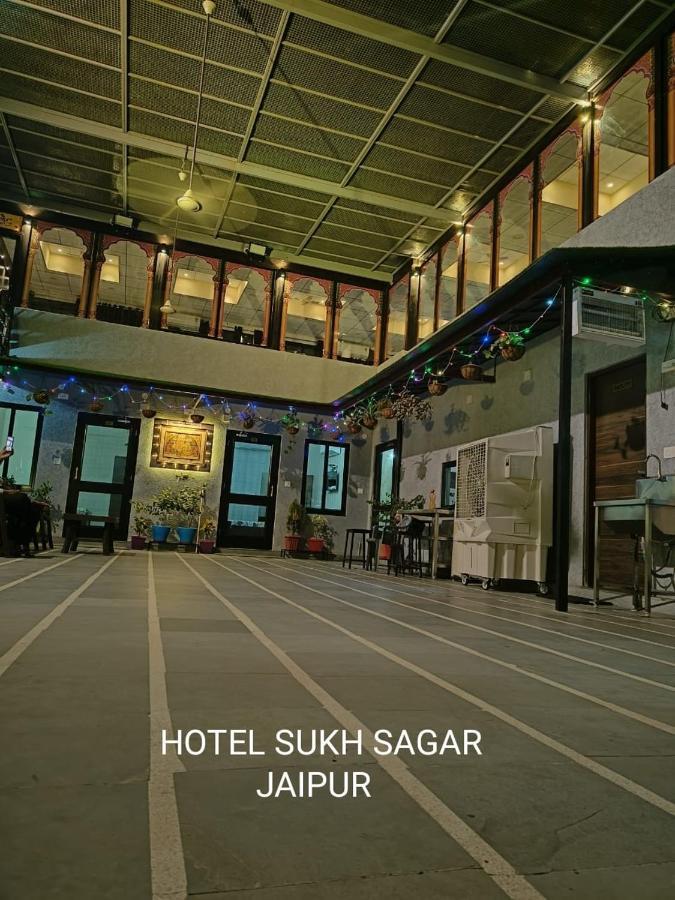 Sukh Sagar Hotel Jaipur Bagian luar foto