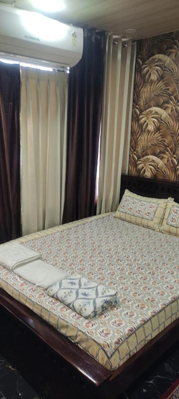 Sukh Sagar Hotel Jaipur Bagian luar foto