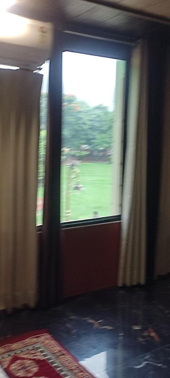 Sukh Sagar Hotel Jaipur Bagian luar foto